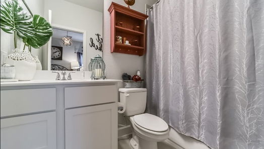 Conroe 1-story, 4-bed 143 Dove Springs Court-idx