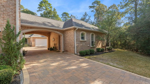 Conroe 3-story, 6-bed 6189 Hickory Hollow Lane-idx