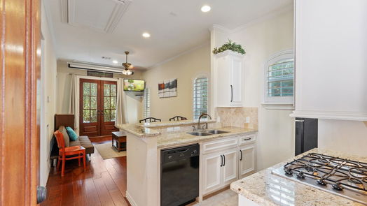 Conroe 3-story, 6-bed 6189 Hickory Hollow Lane-idx