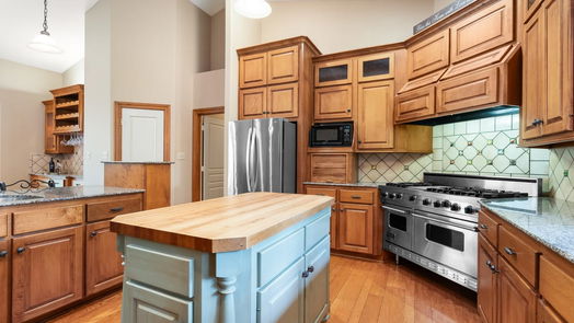 Conroe 1-story, 5-bed 11357 White Oak Way-idx