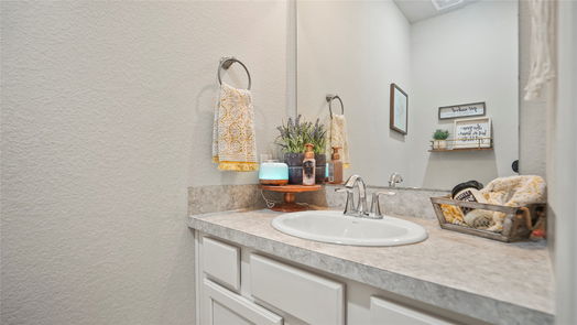 Conroe 2-story, 4-bed 15012 Meadow Glen N-idx