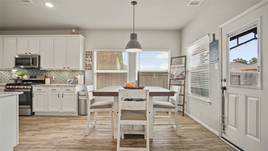 Conroe 2-story, 4-bed 15012 Meadow Glen N-idx