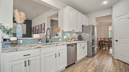 Conroe 2-story, 4-bed 15012 Meadow Glen N-idx