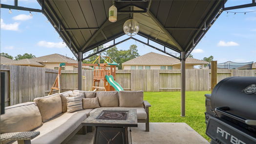 Conroe 2-story, 4-bed 15012 Meadow Glen N-idx