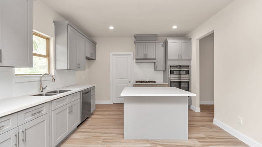 Conroe 1-story, 4-bed 3948 Highline Oaks E-idx