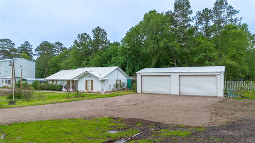 Conroe 1-story, 3-bed 13040 Highway 105 E-idx