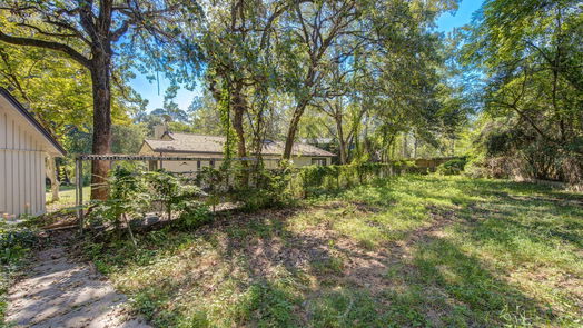 Conroe 1-story, 2-bed 101 Pawnee Drive-idx