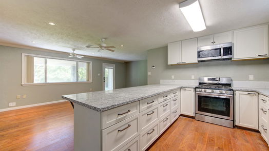 Conroe 1-story, 2-bed 101 Pawnee Drive-idx