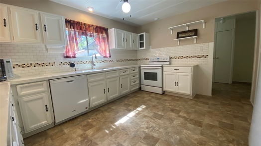 Montgomery 1-story, 5-bed 21869 Martin Road-idx