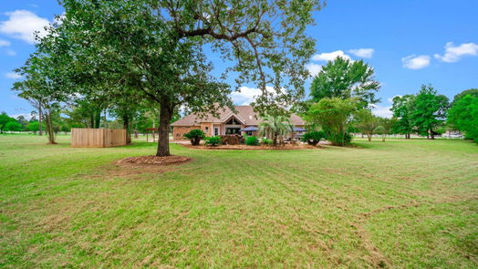 Montgomery null-story, 3-bed 15453 Crown Oaks Drive-idx