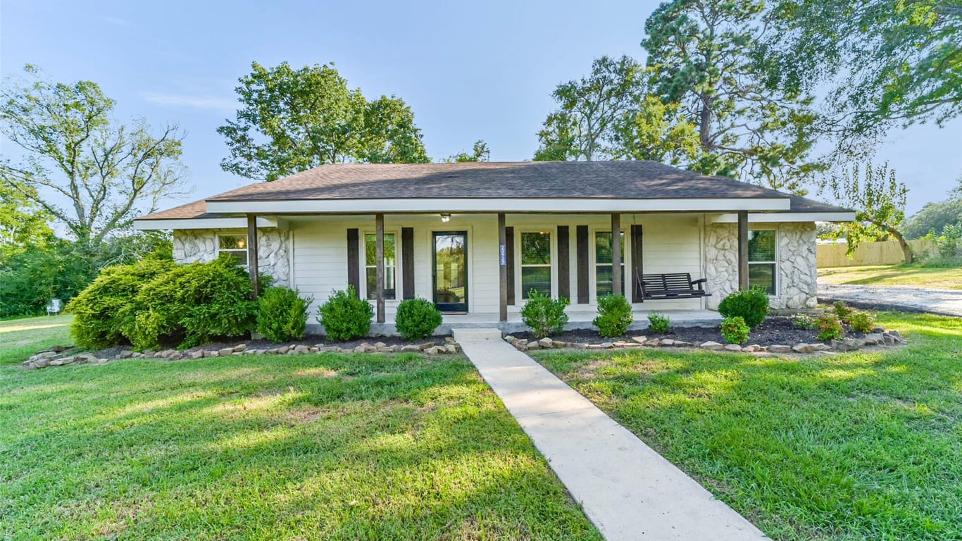 Montgomery 1-story, 3-bed 23925 Landrum Village Dr Drive-idx