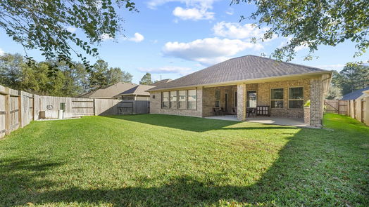Montgomery 1-story, 2-bed 12 S Sandbells Park Lane-idx