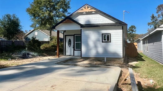 Montgomery 1-story, 3-bed 16862 W Lynbrook Street-idx