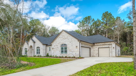 Montgomery 1-story, 3-bed 1540 Silver Creek Lane-idx