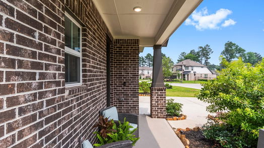 Conroe 2-story, 4-bed 810 Spruce Pine Drive-idx