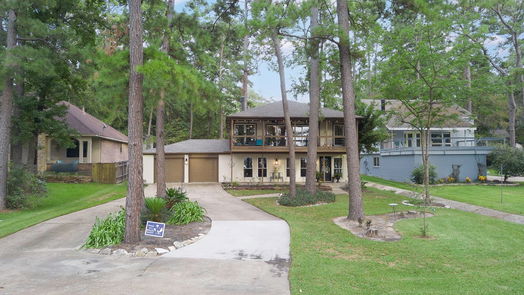 Willis 2-story, 4-bed 15700 Lakeway Drive-idx