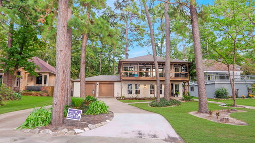 Willis 2-story, 4-bed 15700 Lakeway Drive-idx
