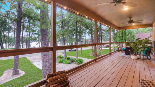 Willis 2-story, 4-bed 15700 Lakeway Drive-idx