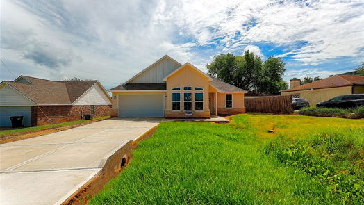 Willis 1-story, 3-bed 12522 Ridgecrest-idx