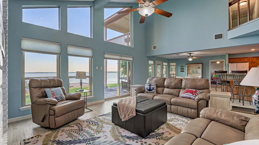 Willis 2-story, 3-bed 7199 Kingston Cove Lane-idx