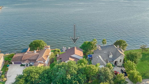 Willis 2-story, 3-bed 7199 Kingston Cove Lane-idx