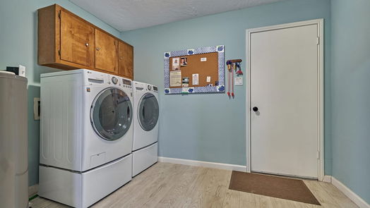 Willis 2-story, 3-bed 7199 Kingston Cove Lane-idx