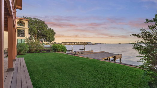 Willis 2-story, 3-bed 7199 Kingston Cove Lane-idx