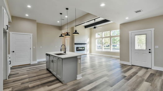 Willis null-story, 3-bed 12919 Andromeda Court-idx