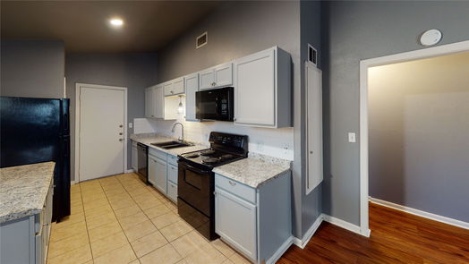 Huntsville 2-story, 3-bed 911 University Avenue-idx
