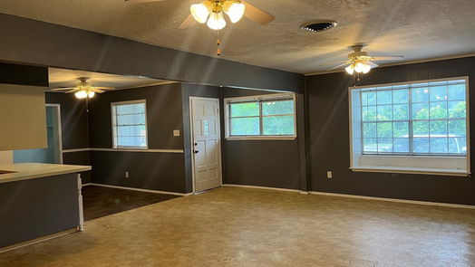 Huntsville 1-story, 5-bed 120 State Highway 75-idx