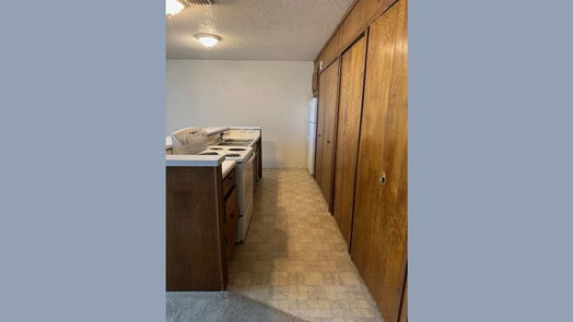 Huntsville 2-story, 3-bed 24476 Country Club Dr-idx