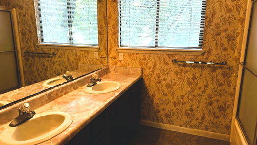 Huntsville 2-story, 3-bed 24476 Country Club Dr-idx