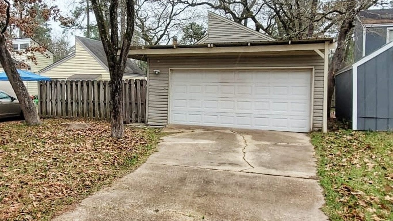 Huntsville 2-story, 2-bed 26620 Quail Court-idx