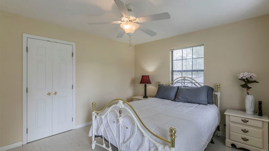 Huntsville 2-story, 3-bed 360 S Lakeside Drive-idx