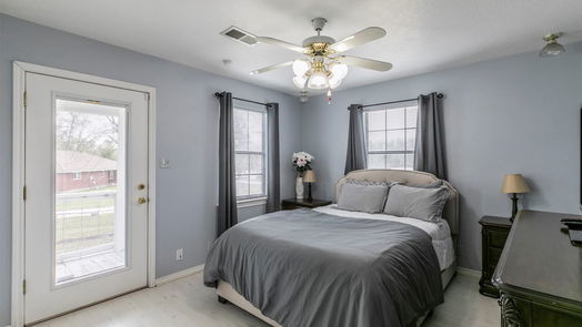Huntsville 2-story, 3-bed 360 S Lakeside Drive-idx