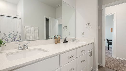 Cleveland 2-story, 4-bed 828 Road 5102-idx