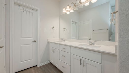 Cleveland 2-story, 4-bed 828 Road 5102-idx