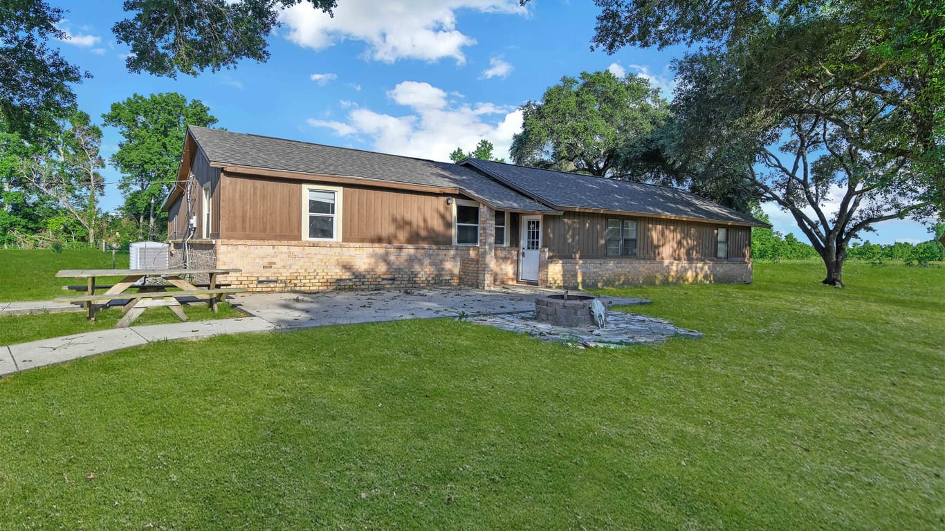 Cleveland 1-story, 4-bed 2786 County Road 2235-idx