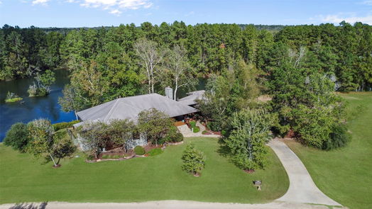 Cleveland null-story, 3-bed 2 Smith Loop E-idx