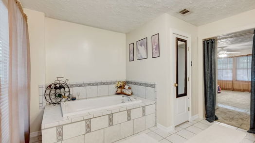 Cleveland 2-story, 3-bed 26181 Pecan Grove-idx