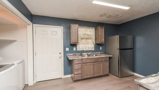 Cleveland 1-story, 2-bed 2202 N Blair Avenue-idx