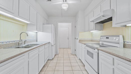 Cleveland null-story, 3-bed 10 Oak Ridge Drive-idx