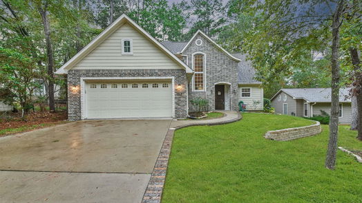 Coldspring 2-story, 3-bed 211 N Fairway Loop-idx