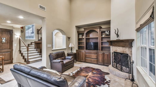 Coldspring 2-story, 3-bed 211 N Fairway Loop-idx