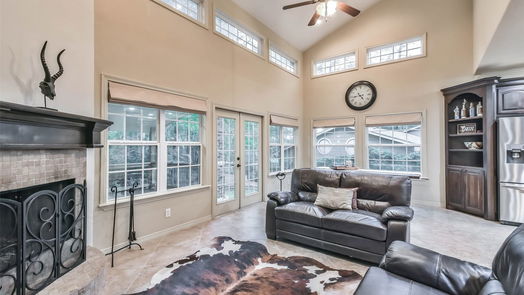 Coldspring 2-story, 3-bed 211 N Fairway Loop-idx