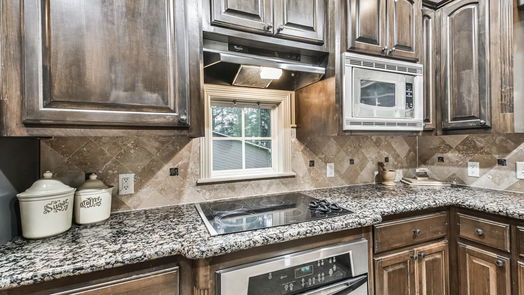 Coldspring 2-story, 3-bed 211 N Fairway Loop-idx