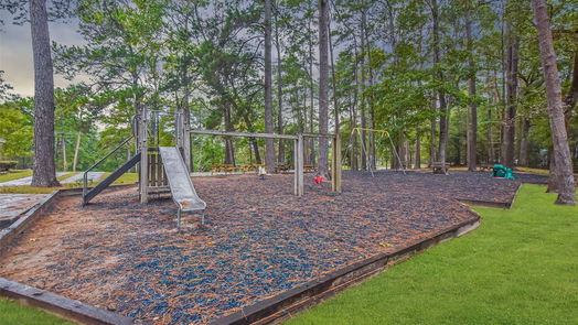 Coldspring 2-story, 3-bed 211 N Fairway Loop-idx