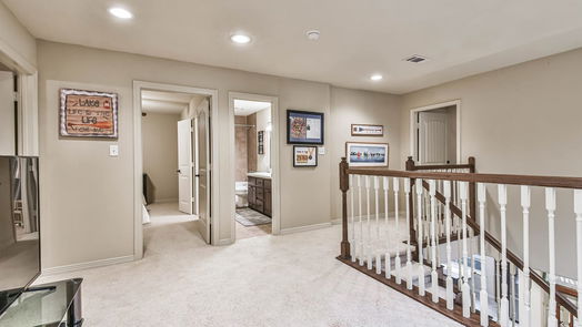 Coldspring 2-story, 3-bed 211 N Fairway Loop-idx