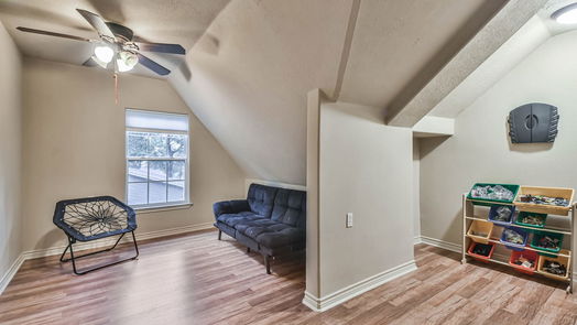 Coldspring 2-story, 3-bed 211 N Fairway Loop-idx