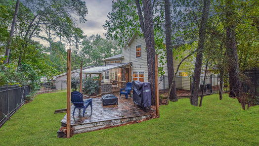 Coldspring 2-story, 3-bed 211 N Fairway Loop-idx